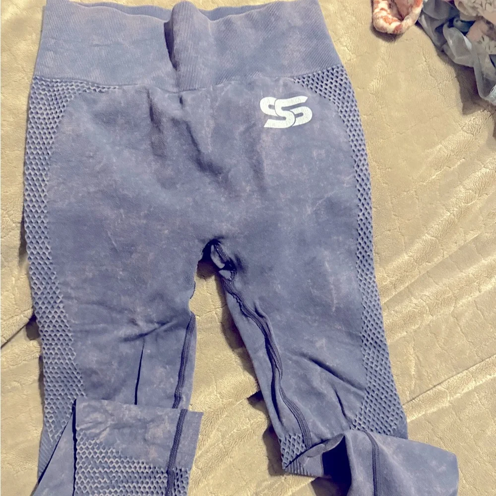 Tights - Picture 1 of 2